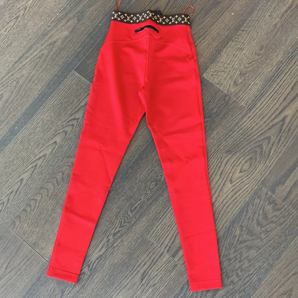 LOUIS VUITTON RED LEGGINGS SIZE 36 - Picture 4 of 12